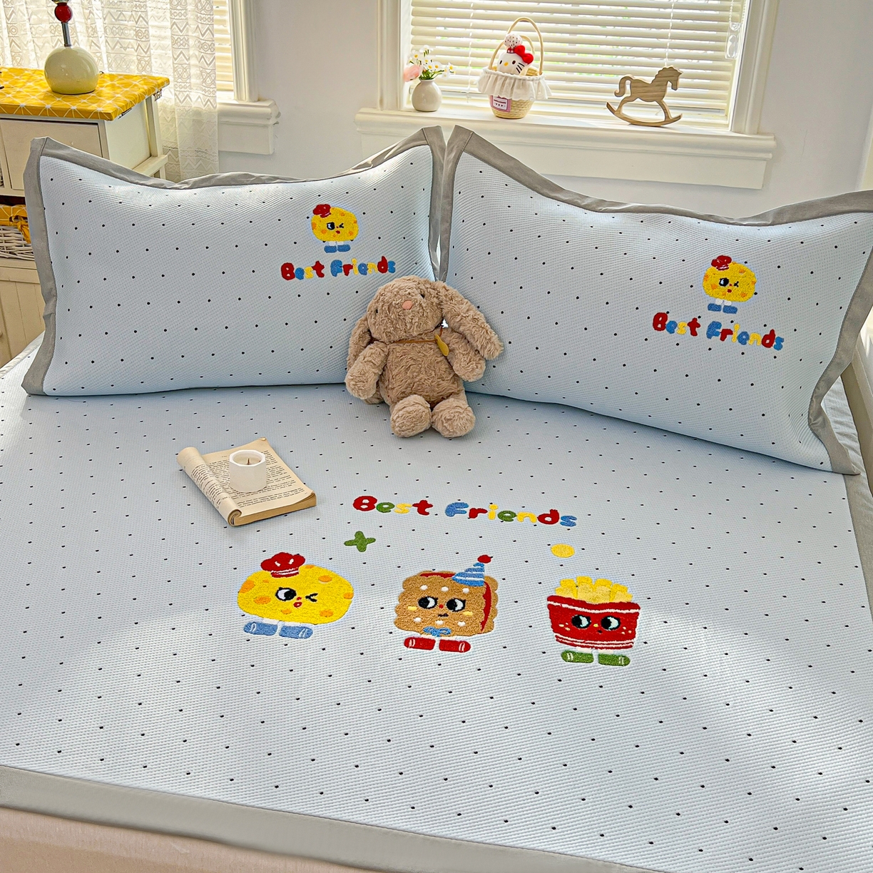 91家纺网 家纺一手货源 找家纺 十里居 2026新款A类凉感PE毛巾绣提花凉席席子-奶酪饼干系列 奶酪饼干-波点蓝