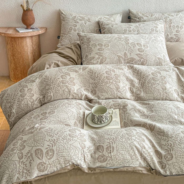 91家纺网 家纺一手货源 找家纺 恋人优选 2026新款全棉纯棉三层提花四件套 茎叶时光-咖