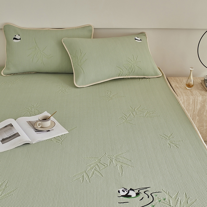 91家纺网 家纺一手货源 找家纺 千朵森 2026新款冰岛冰感丝绿野仙踪床笠款凉席三件套 绿野仙踪-竹叶青