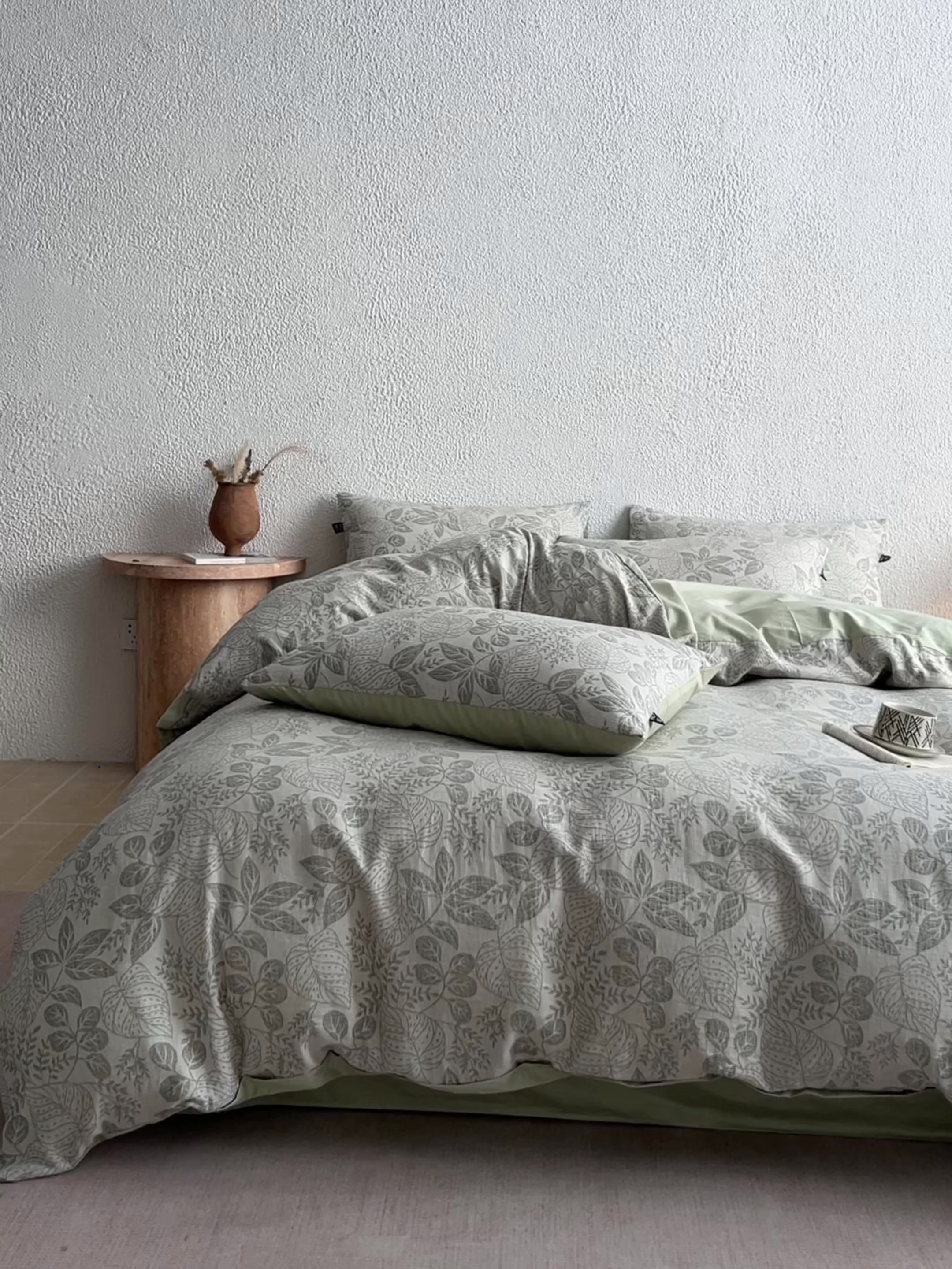 91家纺网 家纺一手货源 找家纺 恋人优选 2026新款全棉纯棉三层提花四件套 茎叶时光-绿