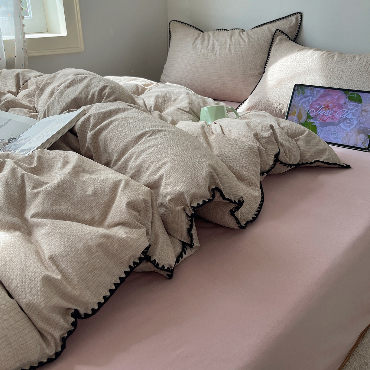 91家纺网 家纺一手货源 找家纺 凯洛奇 2026新款色织阳离子贝壳边四件套 阳离子-奶咖