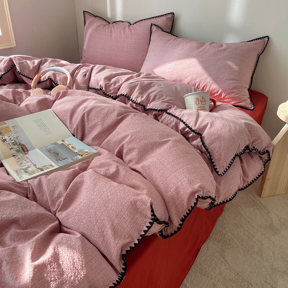 91家纺网 家纺一手货源 找家纺 凯洛奇 2026新款色织阳离子贝壳边四件套 阳离子-桃粉