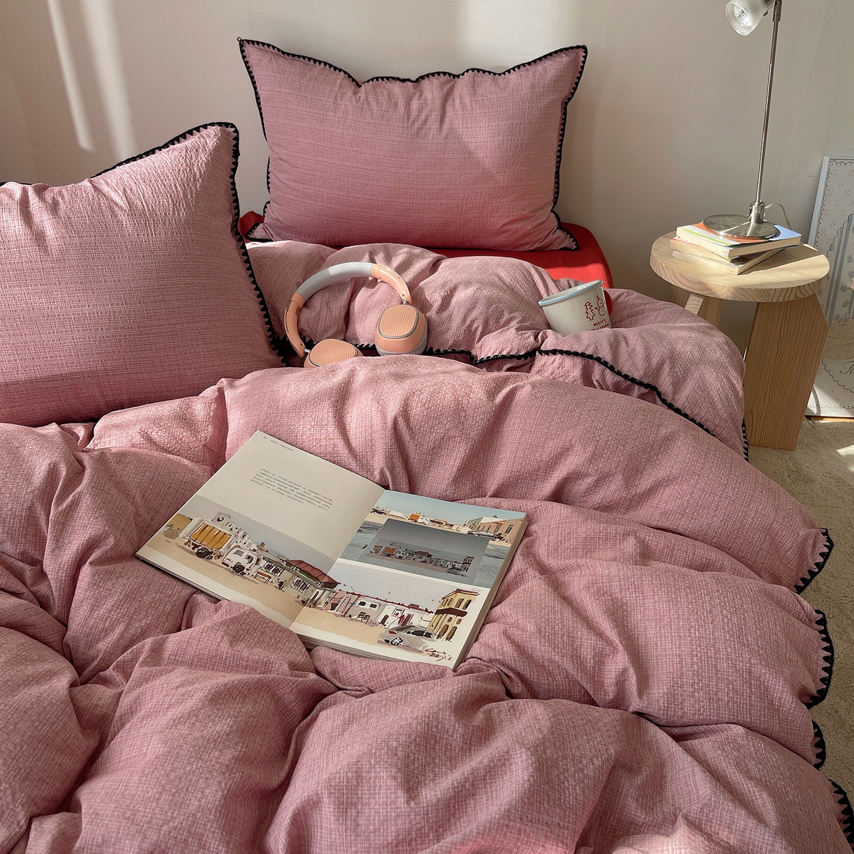 91家纺网 家纺一手货源 找家纺 凯洛奇 2026新款色织阳离子贝壳边四件套 阳离子-桃粉