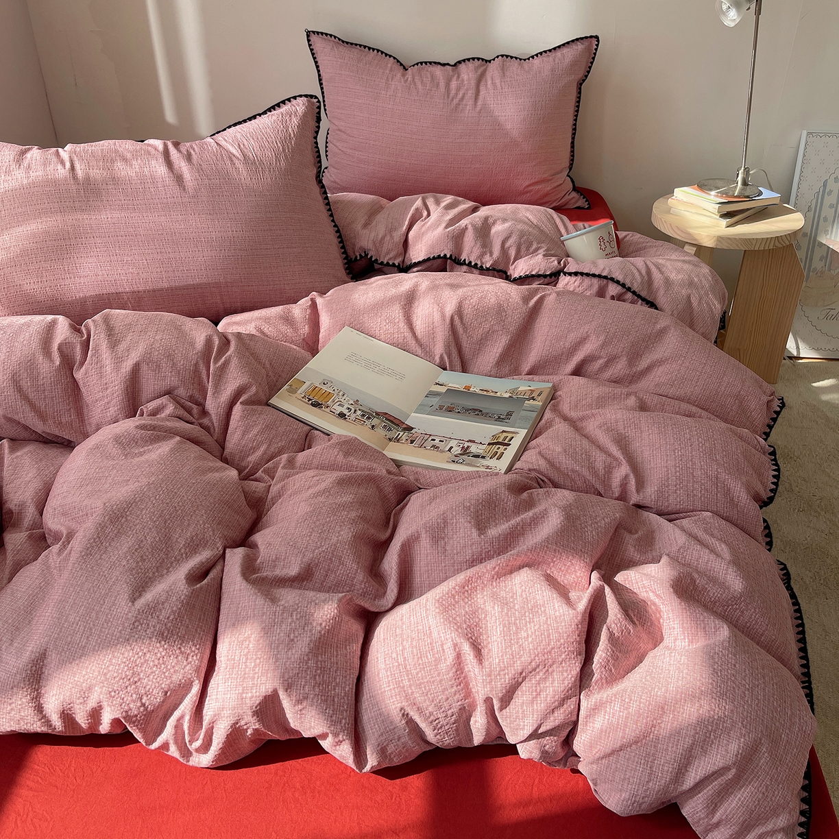 91家纺网 家纺一手货源 找家纺 凯洛奇 2026新款色织阳离子贝壳边四件套 阳离子-桃粉