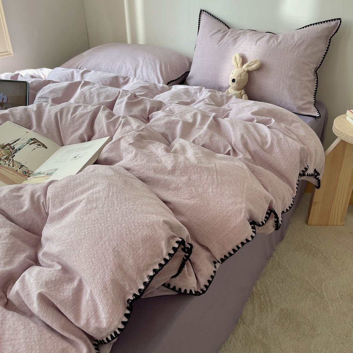 91家纺网 家纺一手货源 找家纺 凯洛奇 2026新款色织阳离子贝壳边四件套 阳离子-烟紫