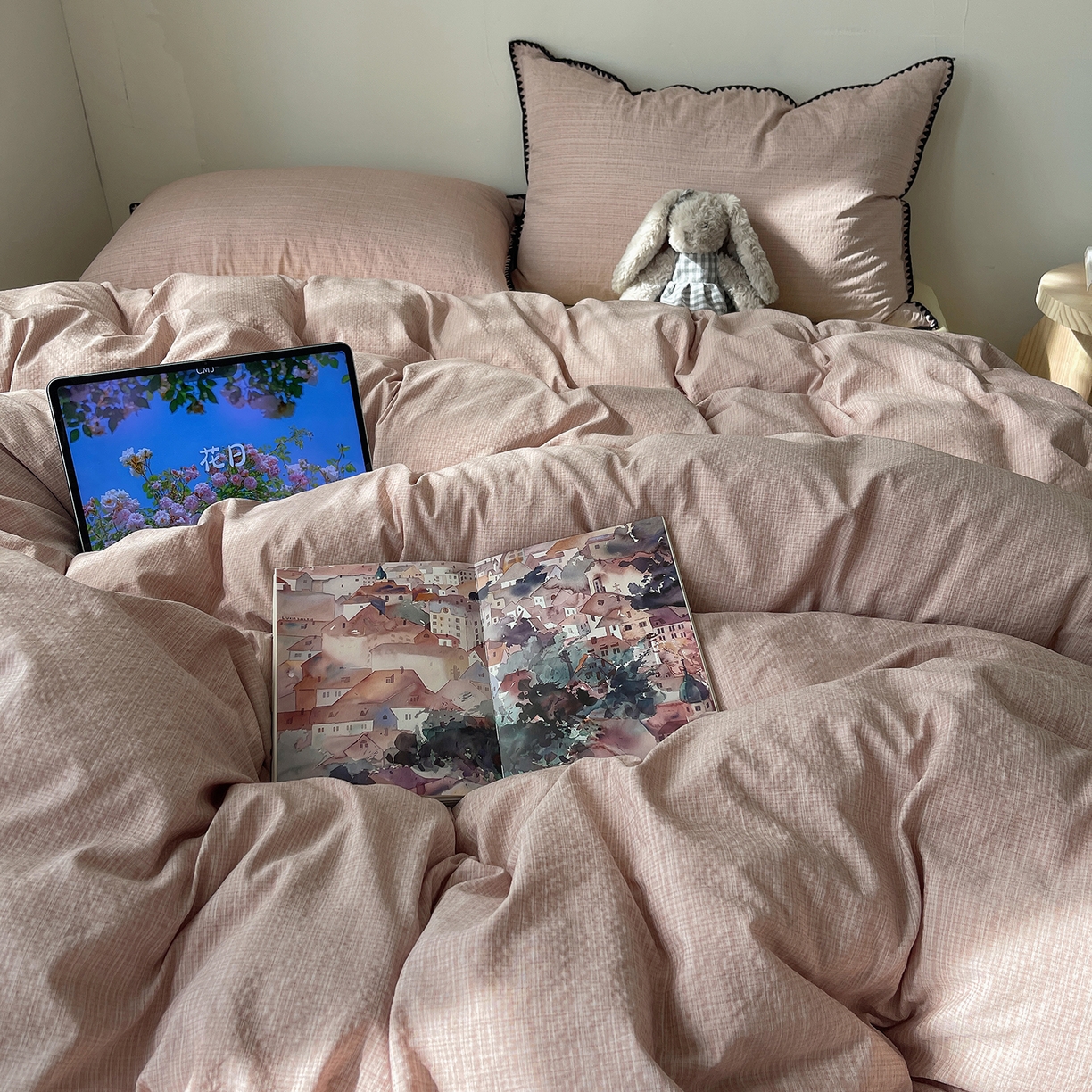 91家纺网 家纺一手货源 找家纺 凯洛奇 2026新款色织阳离子贝壳边四件套 阳离子-樱粉