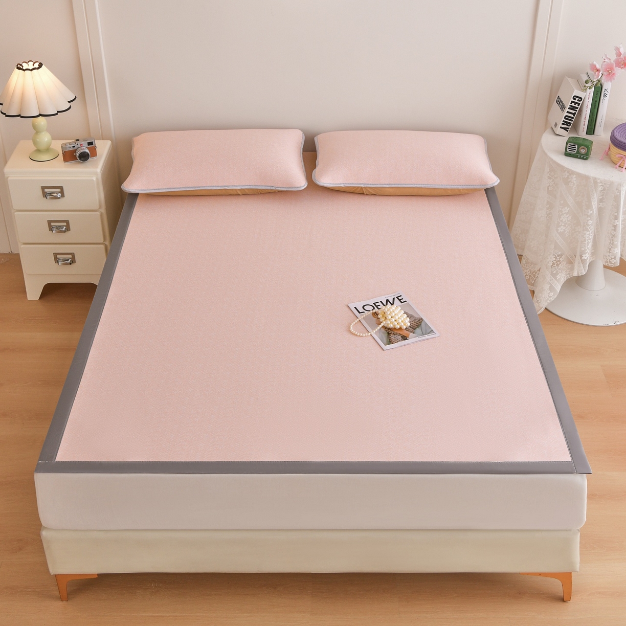 91家纺网 家纺一手货源 找家纺 金艾草 2026新款PE冰豆豆席凉感凉席单件席子平铺款 豆豆凉席-粉色