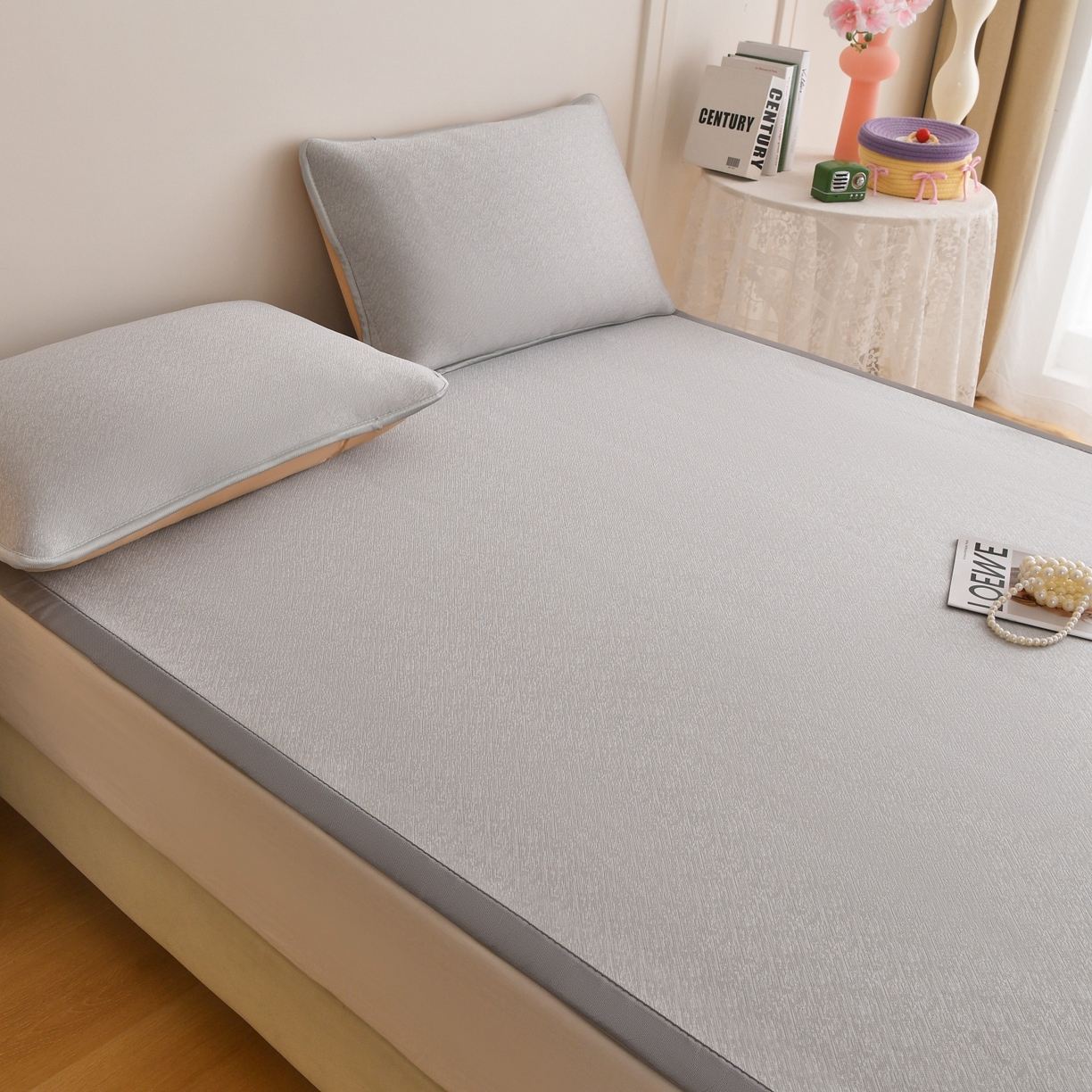 91家纺网 家纺一手货源 找家纺 金艾草 2026新款PE冰豆豆席凉感凉席单件席子平铺款 豆豆凉席-灰色