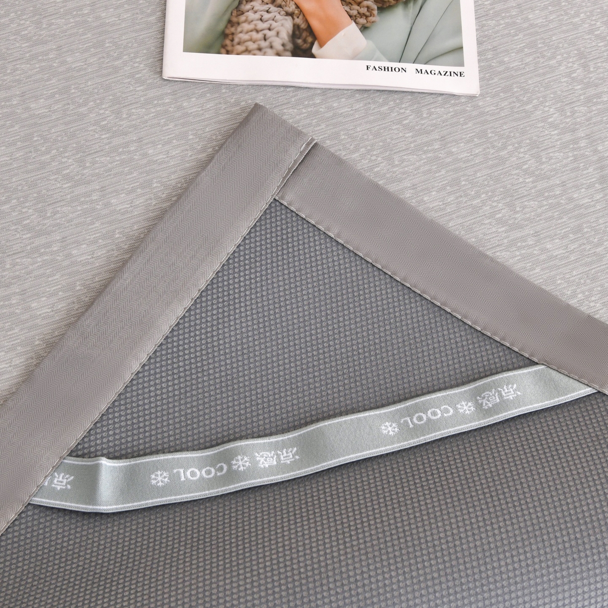 91家纺网 家纺一手货源 找家纺 金艾草 2026新款PE冰豆豆席凉感凉席单件席子平铺款 豆豆凉席-灰色