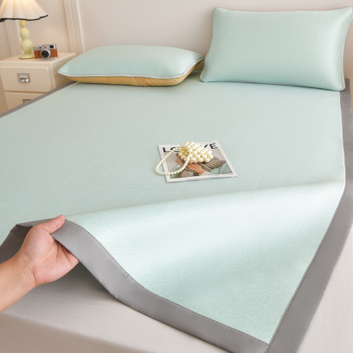 91家纺网 家纺一手货源 找家纺 金艾草 2026新款PE冰豆豆席凉感凉席单件席子平铺款 豆豆凉席-浅蓝