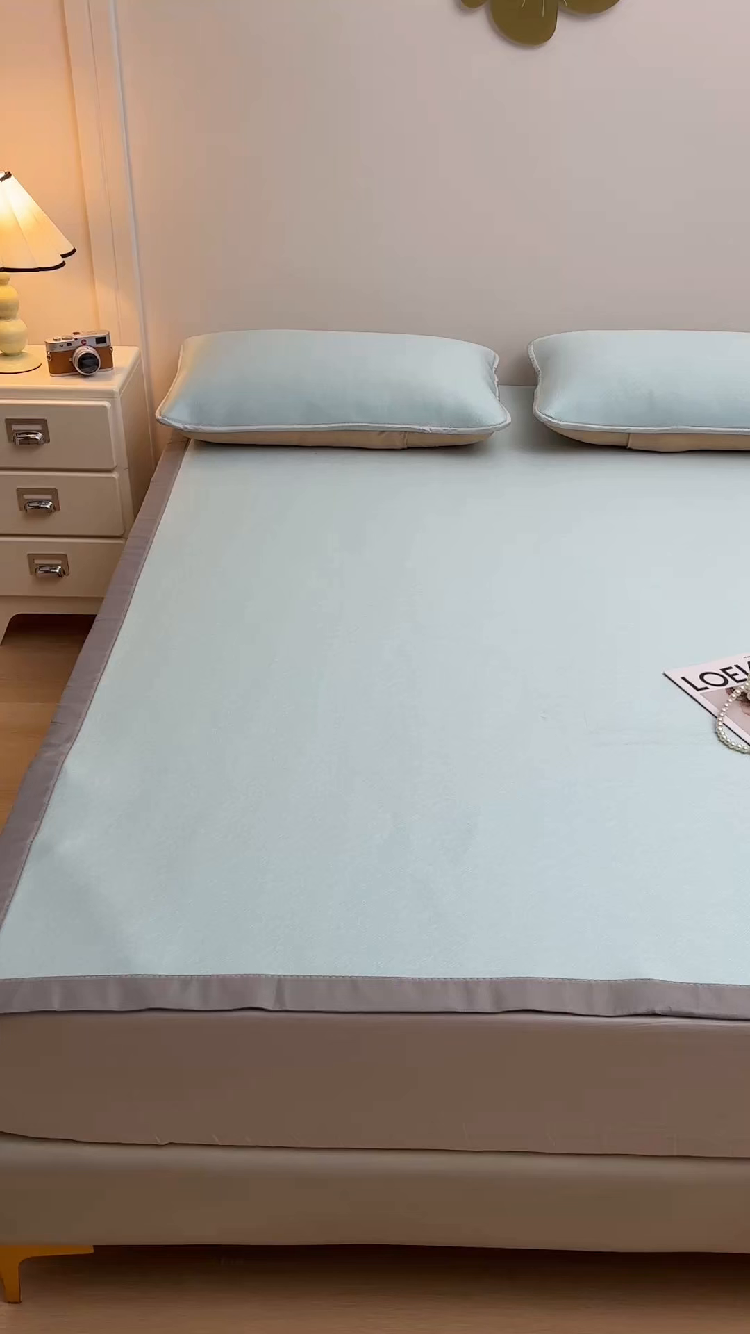 91家纺网 家纺一手货源 找家纺 金艾草 2026新款PE冰豆豆席凉感凉席单件席子平铺款 豆豆凉席-浅蓝