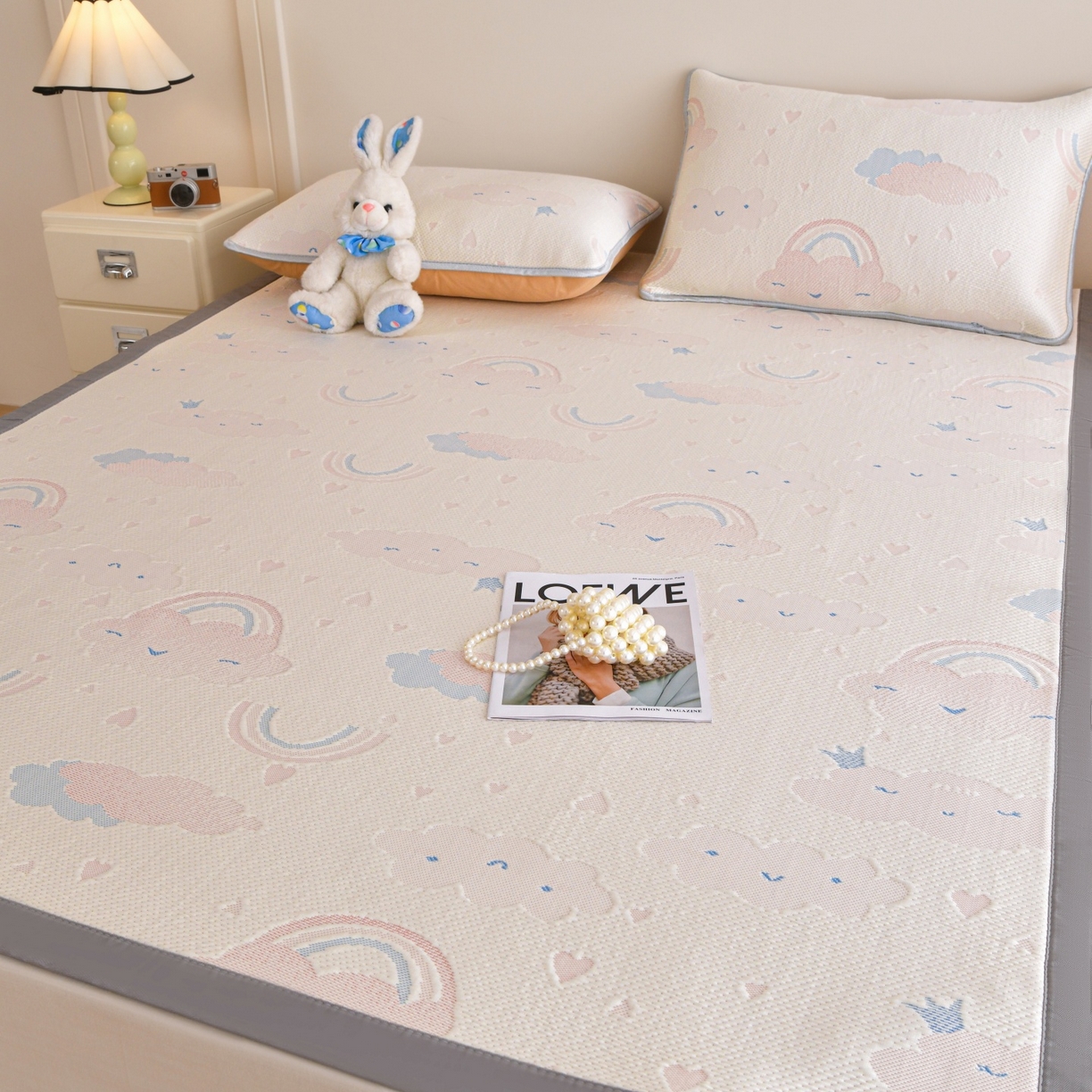 91家纺网 家纺一手货源 找家纺 金艾草 2026新款PE冰豆豆席凉感凉席单件席子平铺款 凉豆豆凉席-彩云粉