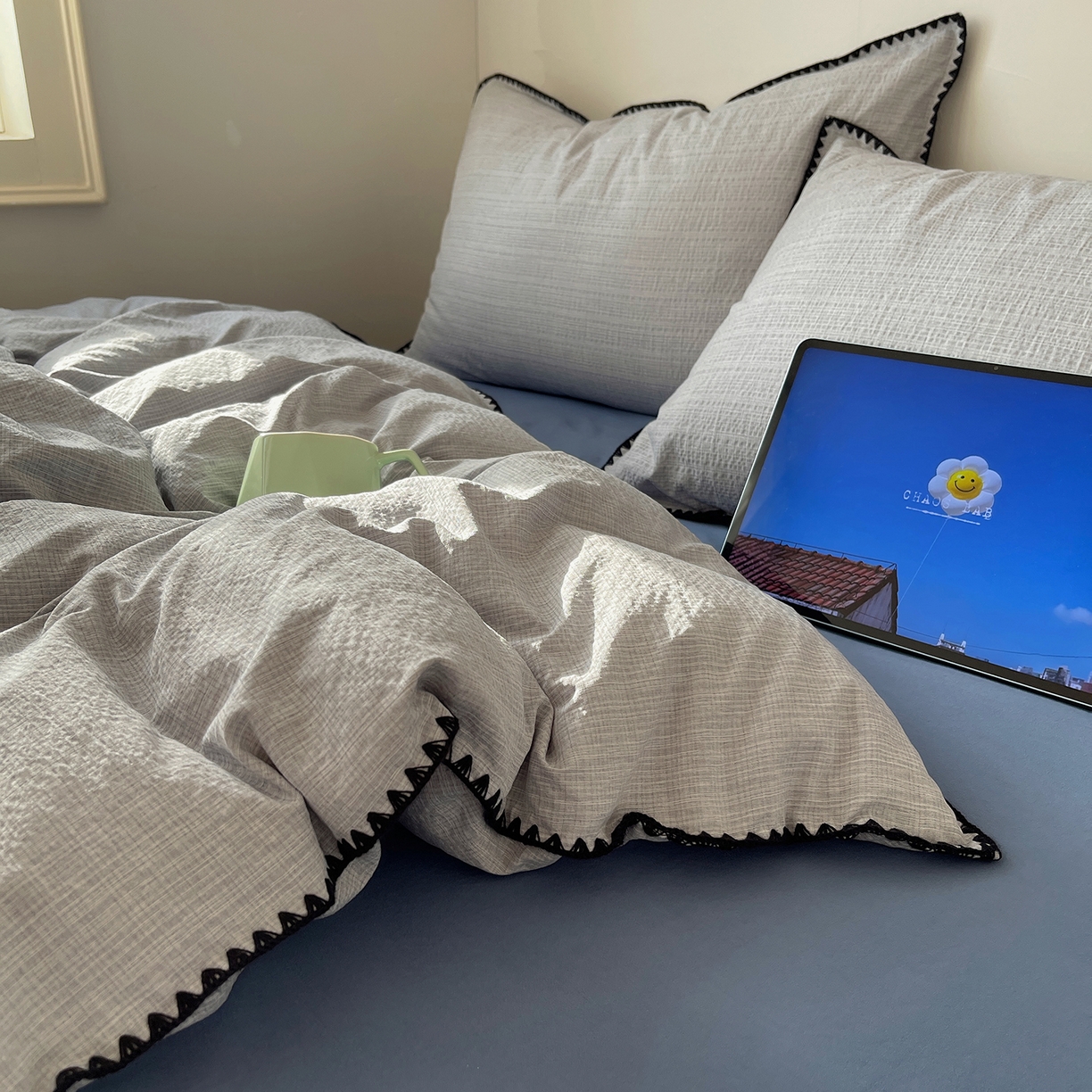 91家纺网 家纺一手货源 找家纺 凯洛奇 2026新款色织阳离子贝壳边四件套 阳离子-云灰