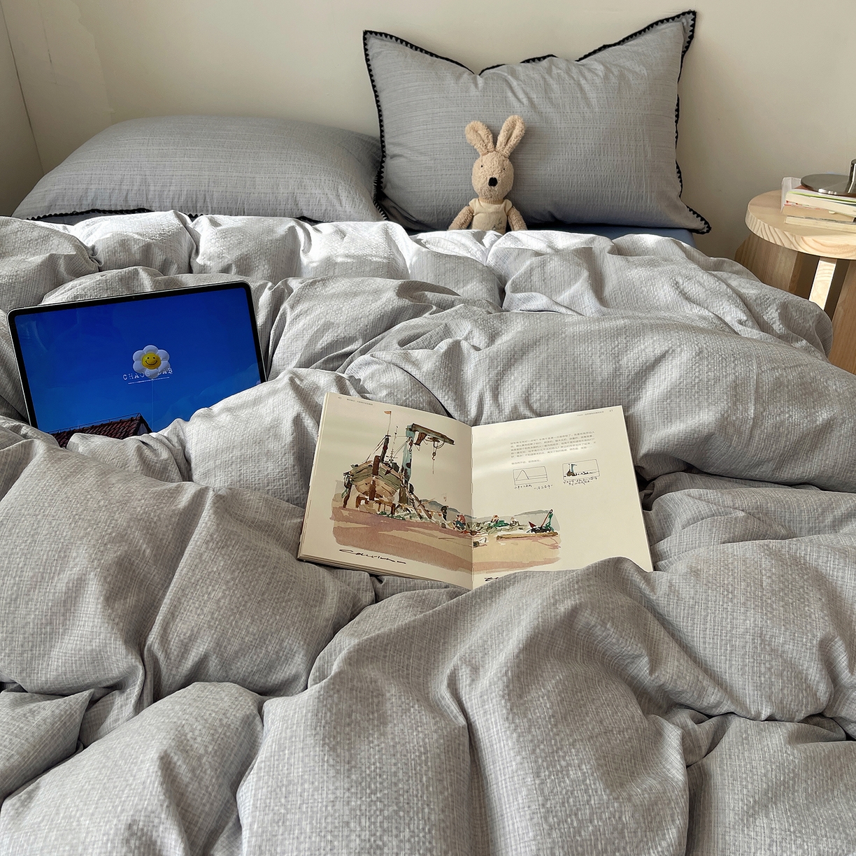 91家纺网 家纺一手货源 找家纺 凯洛奇 2026新款色织阳离子贝壳边四件套 阳离子-云灰