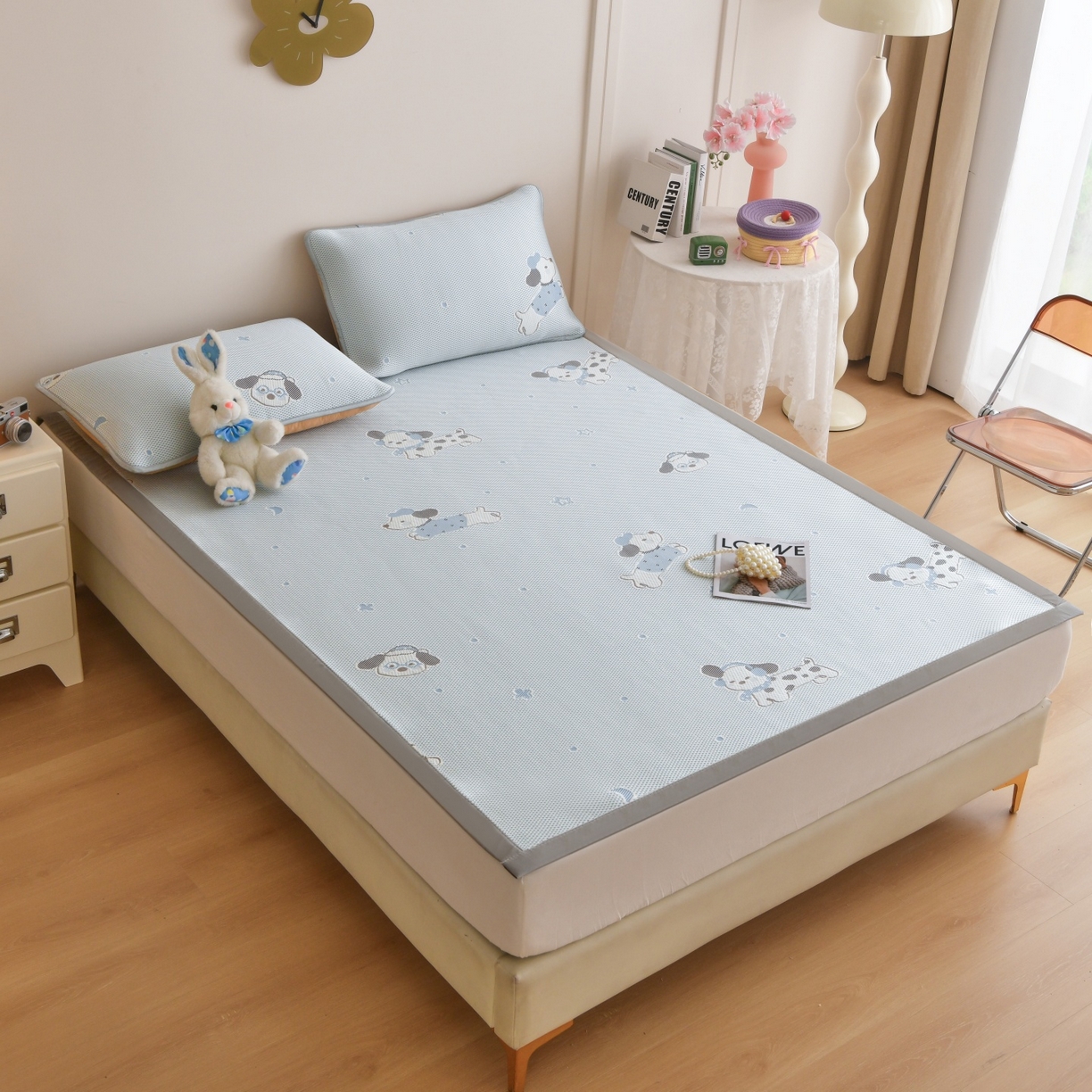 91家纺网 家纺一手货源 找家纺 金艾草 2026新款PE冰豆豆席凉感凉席单件席子平铺款 凉豆豆凉席-香肠狗蓝