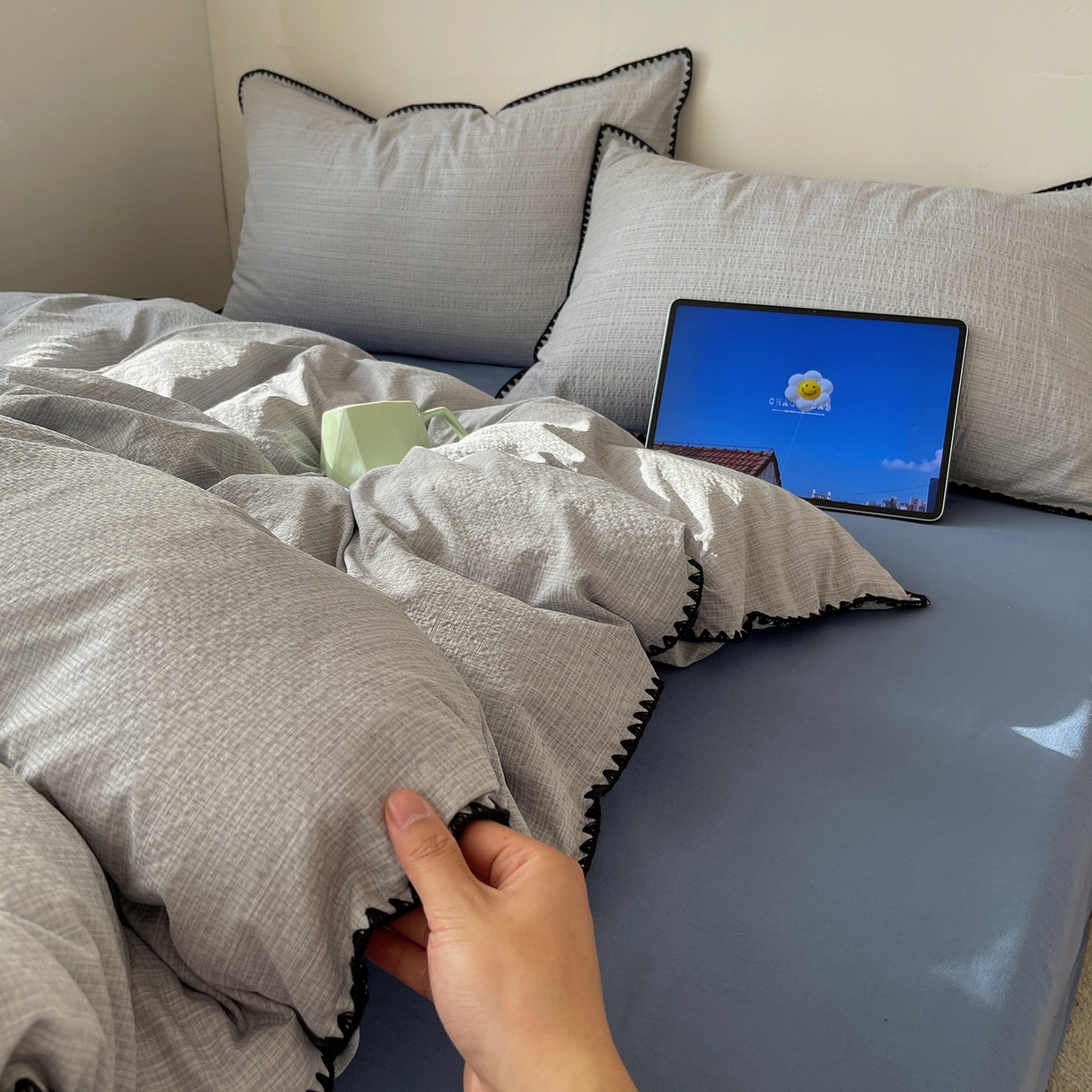 91家纺网 家纺一手货源 找家纺 凯洛奇 2026新款色织阳离子贝壳边四件套 阳离子-云灰