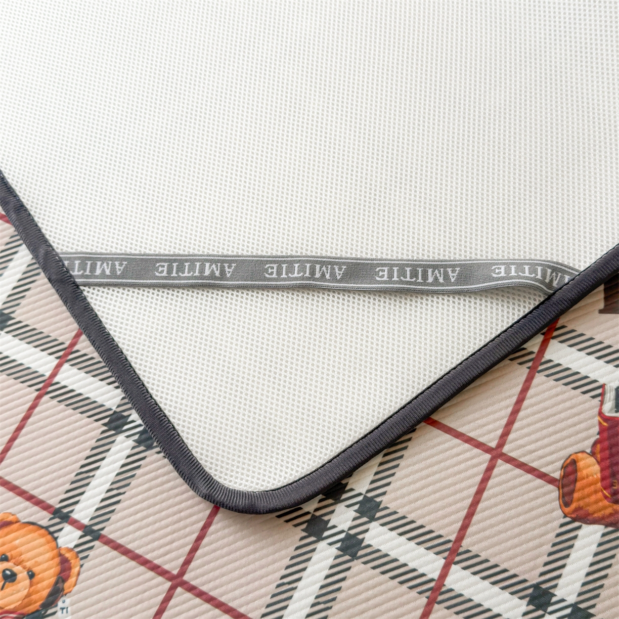 91家纺网 家纺一手货源 找家纺 （总）慕木家纺 2026新款A类三明治复合冰丝席泰迪爱兰系列学生款（正版授权）（提供买家秀）