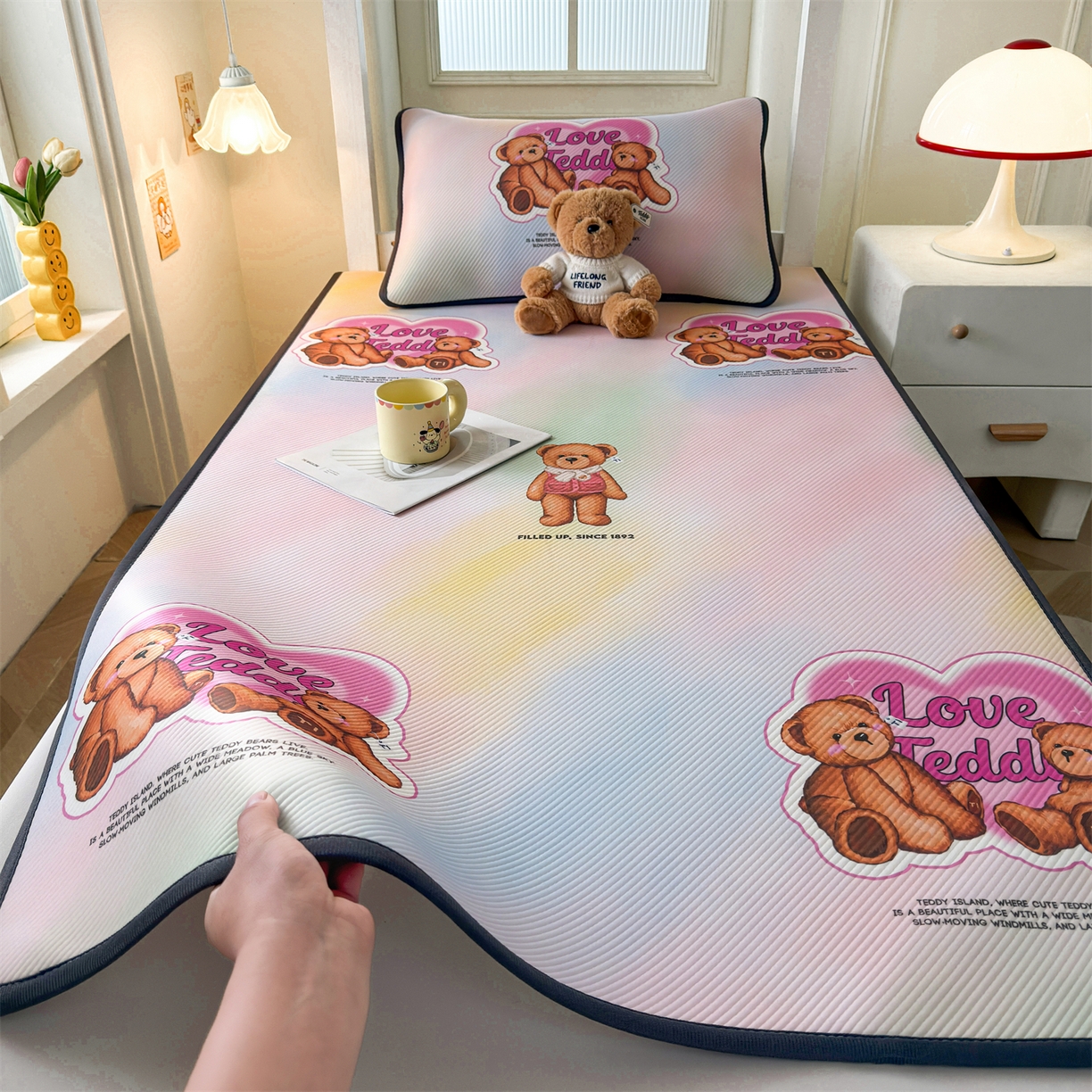 91家纺网 家纺一手货源 找家纺 （总）慕木家纺 2026新款A类三明治复合冰丝席泰迪爱兰系列学生款（正版授权）（提供买家秀）