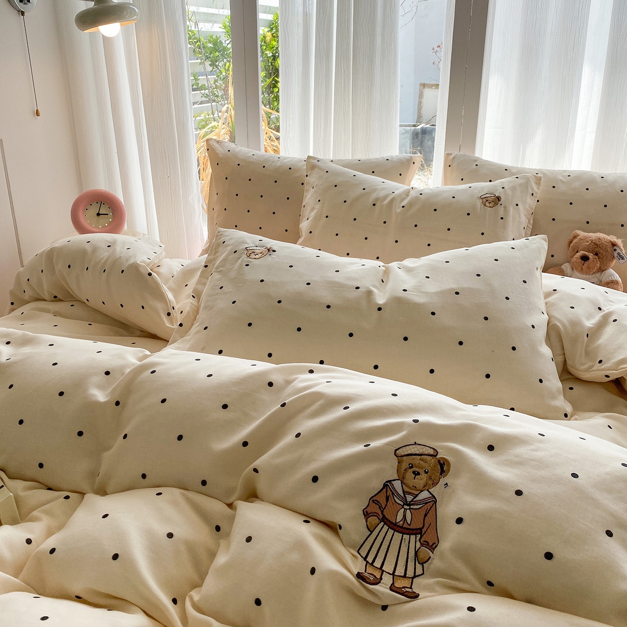 91家纺网 家纺一手货源 找家纺 尚品本色 2026新款全棉纯棉双层纱印花刺绣四件套 赫本