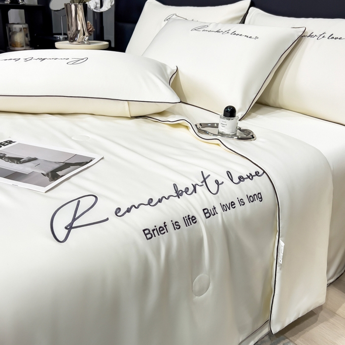 91家纺网 家纺一手货源 找家纺 云恋家纺 2026新款轻奢高级感水洗冰丝刺绣夏凉被凉感可裸睡空调被四件套学生薄款被-一生所爱系列 一生所爱-本白