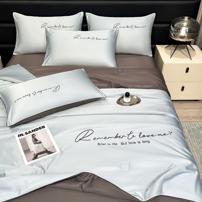 91家纺网 家纺一手货源 找家纺 云恋家纺 2026新款轻奢高级感水洗冰丝刺绣夏凉被凉感可裸睡空调被四件套学生薄款被-一生所爱系列 一生所爱-银灰+绅士灰