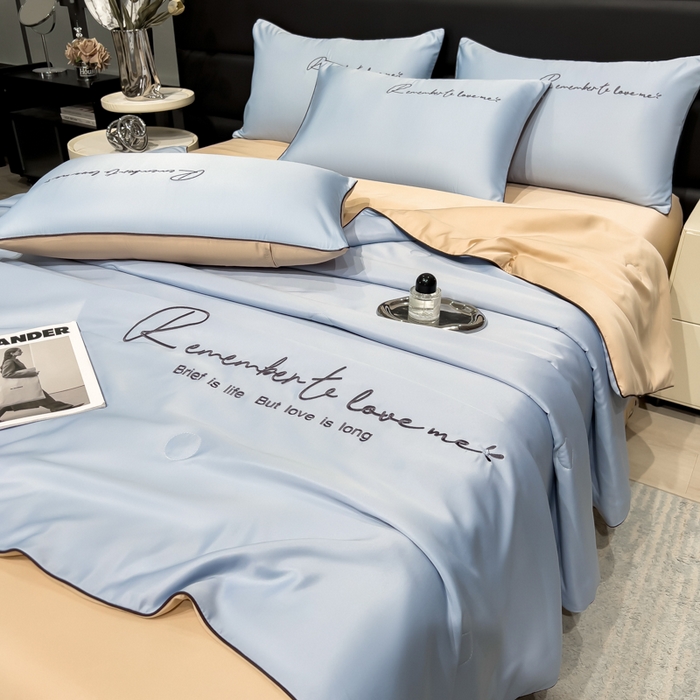 91家纺网 家纺一手货源 找家纺 云恋家纺 2026新款轻奢高级感水洗冰丝刺绣夏凉被凉感可裸睡空调被四件套学生薄款被-一生所爱系列 一生所爱-风铃蓝+香槟