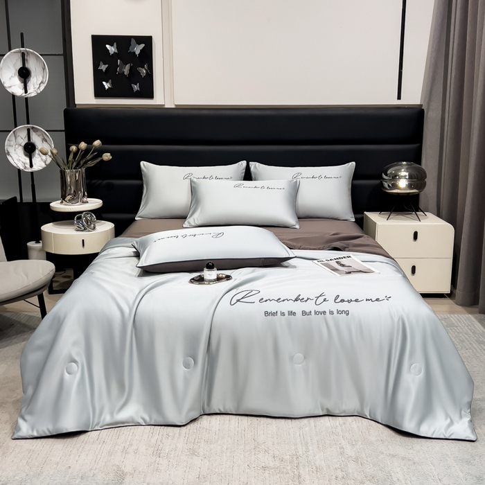 91家纺网 家纺一手货源 找家纺 云恋家纺 2026新款轻奢高级感水洗冰丝刺绣夏凉被凉感可裸睡空调被四件套学生薄款被-一生所爱系列 一生所爱-银灰+绅士灰