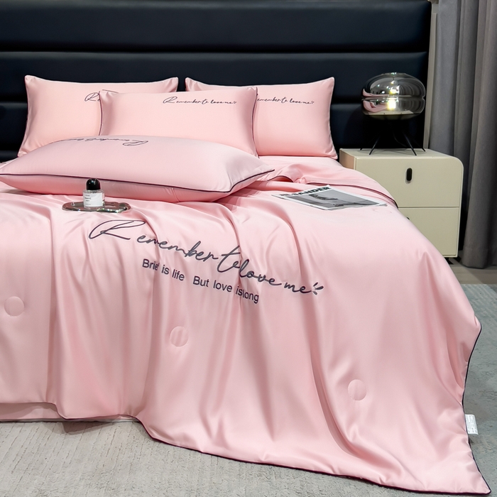 91家纺网 家纺一手货源 找家纺 云恋家纺 2026新款轻奢高级感水洗冰丝刺绣夏凉被凉感可裸睡空调被四件套学生薄款被-一生所爱系列 一生所爱-樱花粉