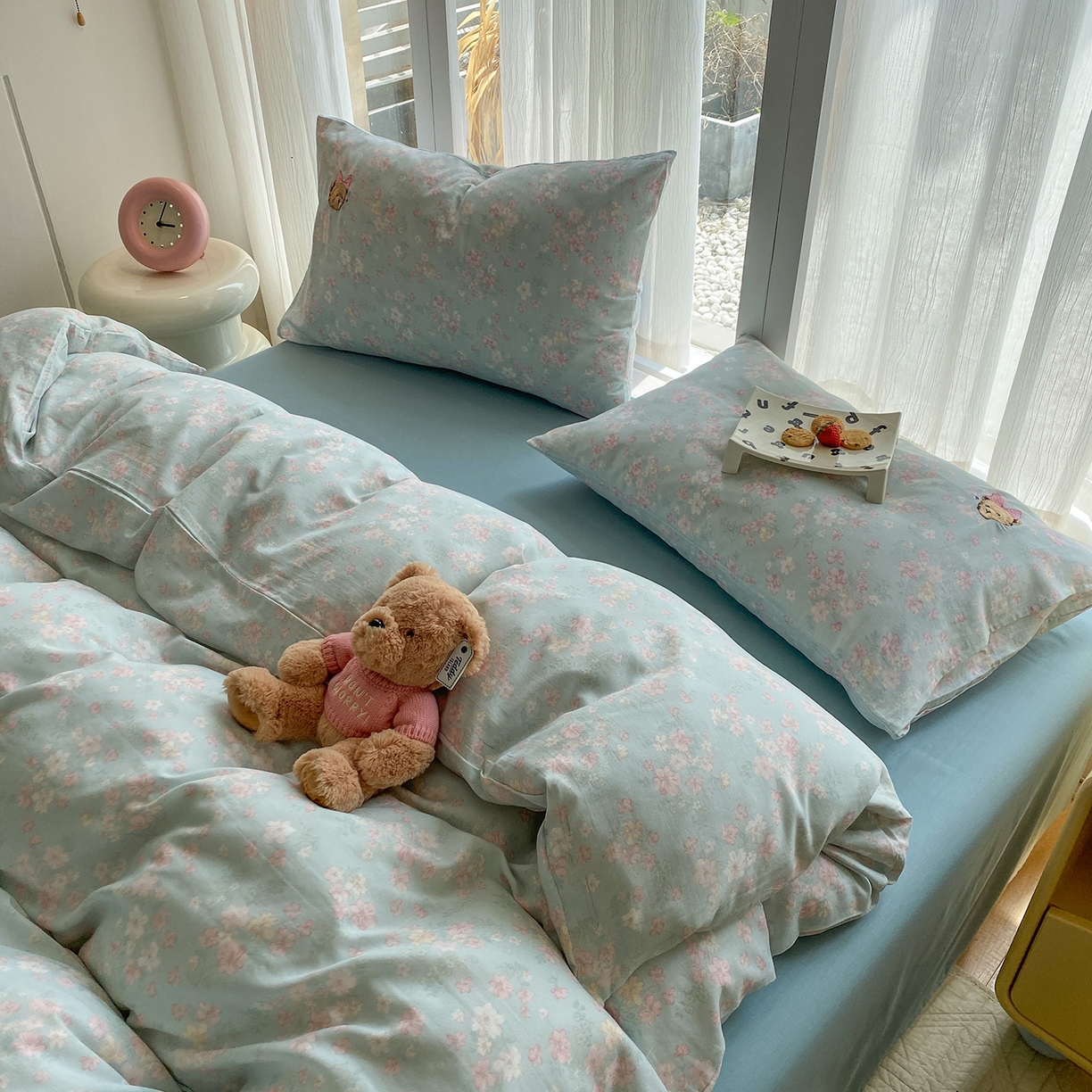 91家纺网 家纺一手货源 找家纺 尚品本色 2026新款全棉纯棉双层纱印花刺绣四件套 莱茵河畔