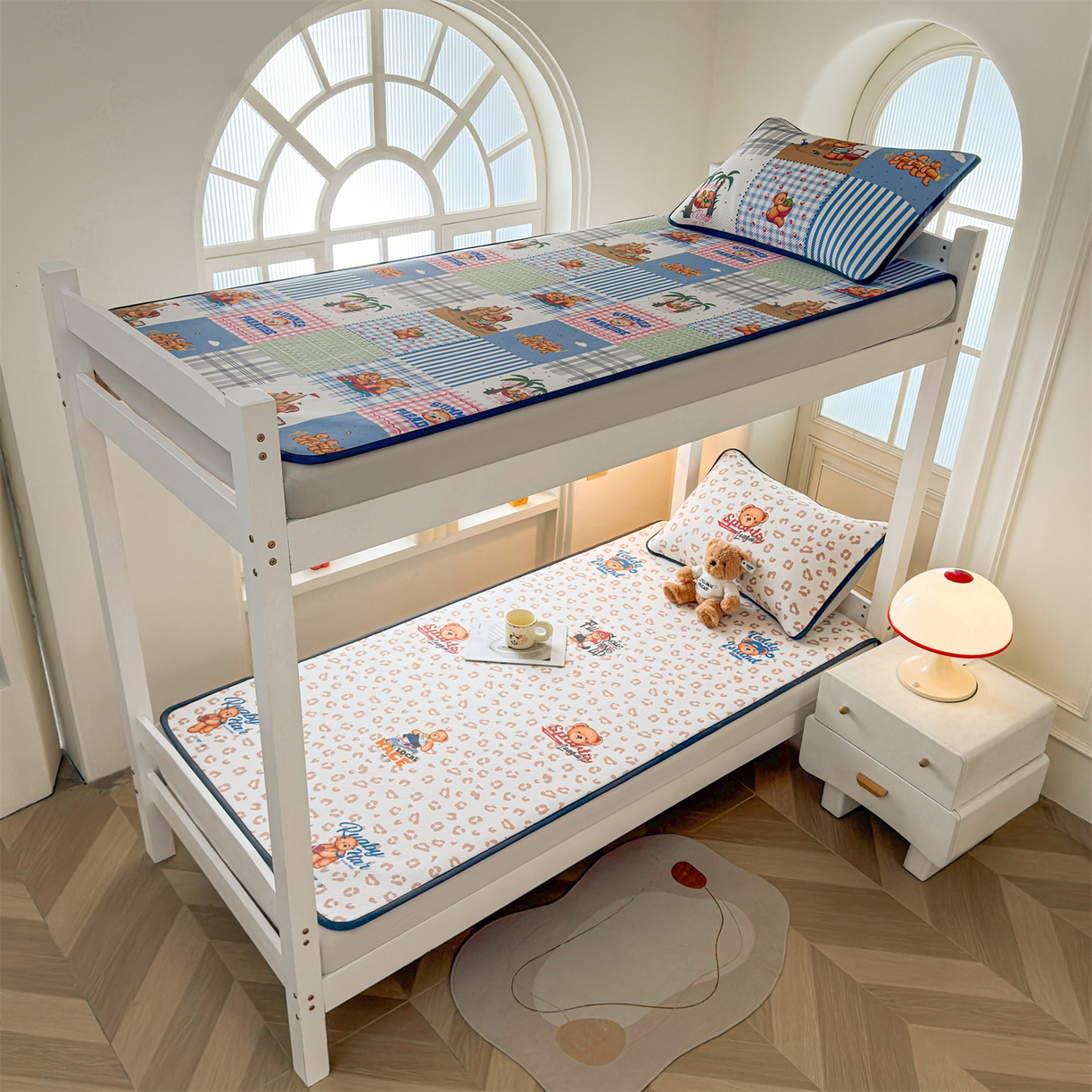 91家纺网 家纺一手货源 找家纺 慕木家纺 2026新款A类三明治复合冰丝席泰迪爱兰系列学生款（正版授权）（提供买家秀） 泰迪豹纹