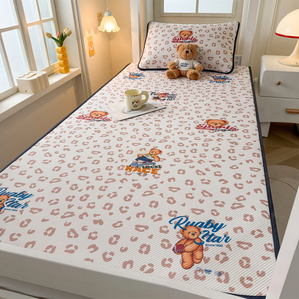 91家纺网 家纺一手货源 找家纺 慕木家纺 2026新款A类三明治复合冰丝席泰迪爱兰系列学生款（正版授权）（提供买家秀） 泰迪豹纹