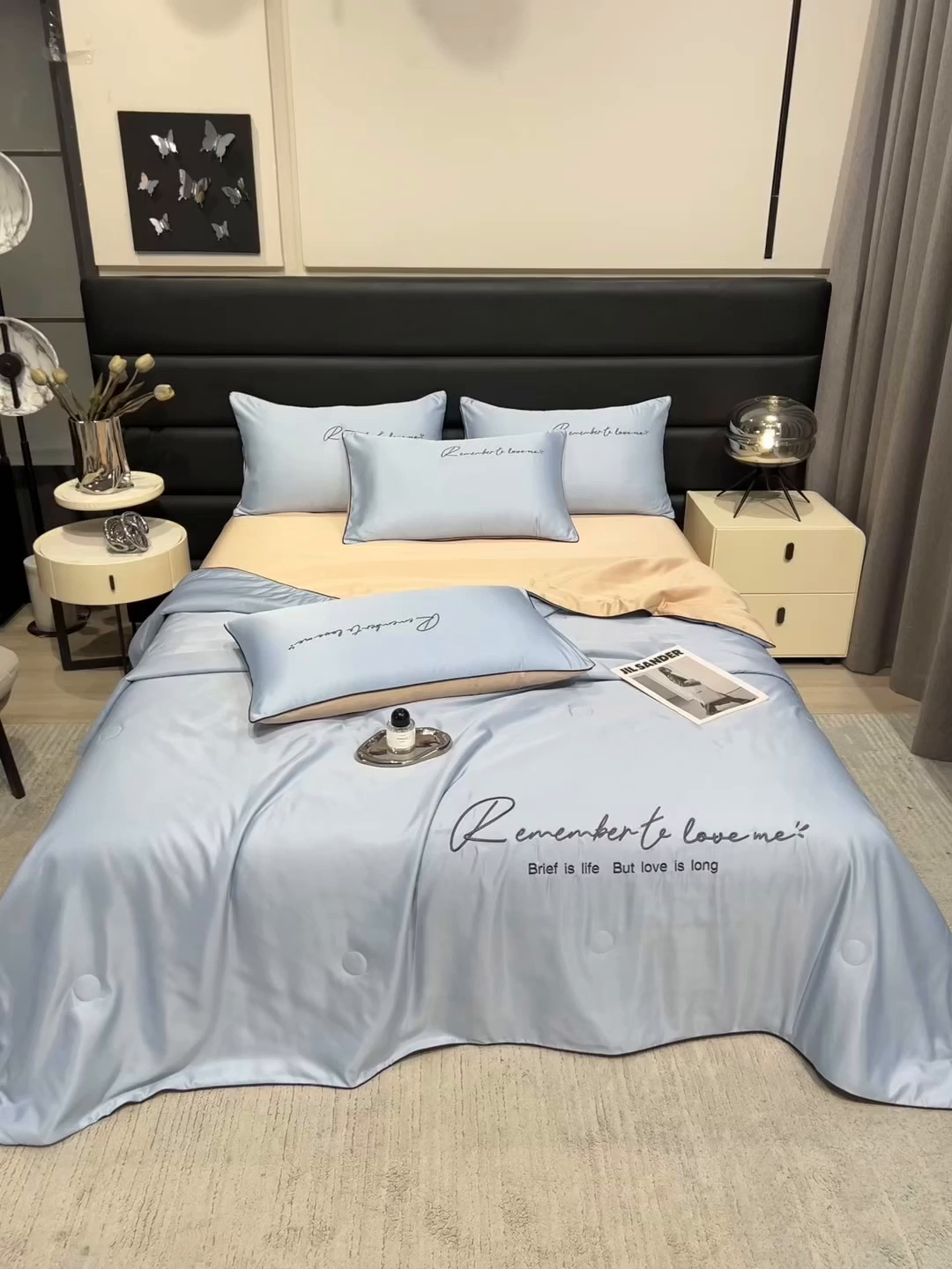 91家纺网 家纺一手货源 找家纺 云恋家纺 2026新款轻奢高级感水洗冰丝刺绣夏凉被凉感可裸睡空调被四件套学生薄款被-一生所爱系列 一生所爱-风铃蓝+香槟