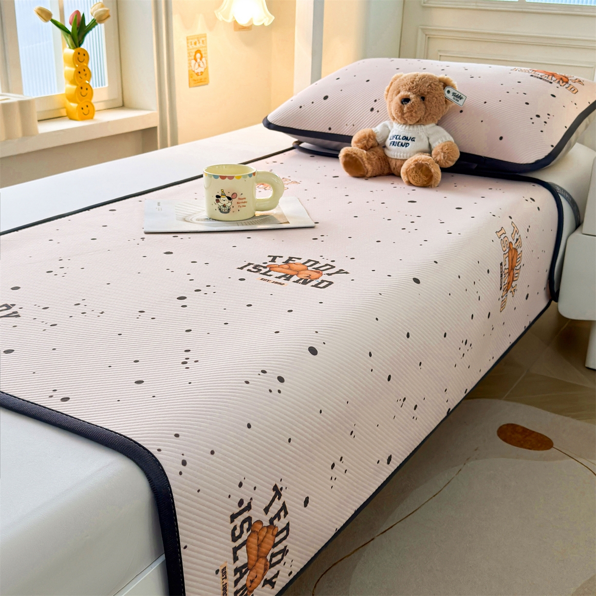91家纺网 家纺一手货源 找家纺 慕木家纺 2026新款A类三明治复合冰丝席泰迪爱兰系列学生款（正版授权）（提供买家秀） 泰迪点点