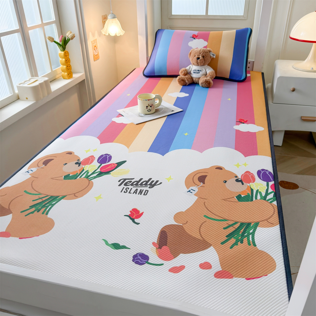 91家纺网 家纺一手货源 找家纺 慕木家纺 2026新款A类三明治复合冰丝席泰迪爱兰系列学生款（正版授权）（提供买家秀） 泰迪彩虹