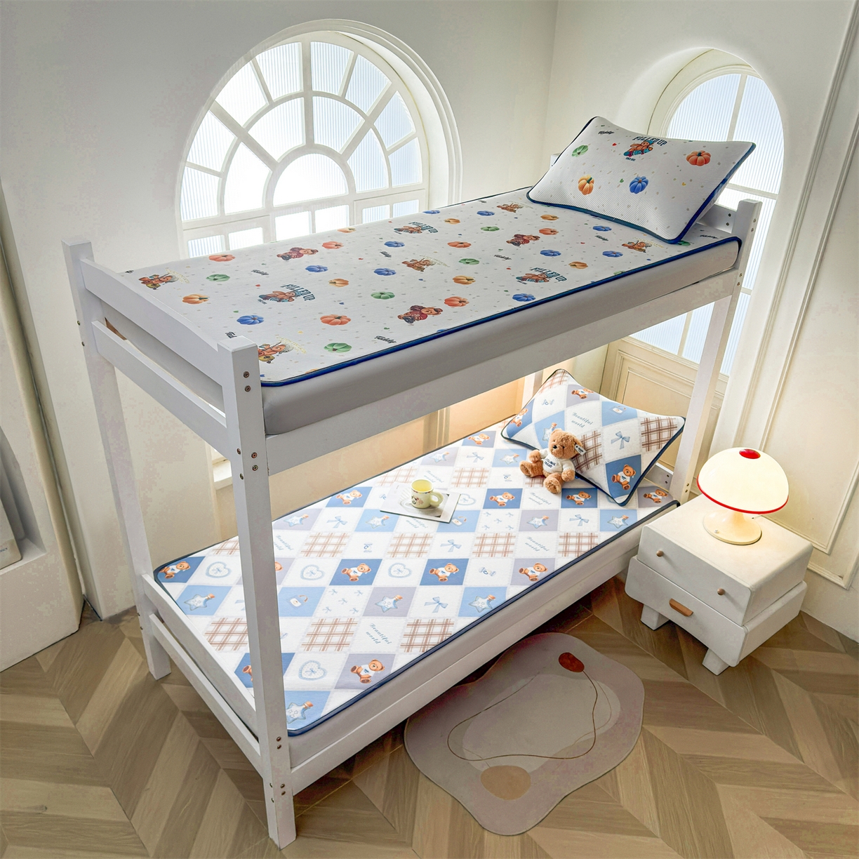 91家纺网 家纺一手货源 找家纺 慕木家纺 2026新款A类三明治复合冰丝席泰迪爱兰系列学生款（正版授权）（提供买家秀） 泰迪菱形