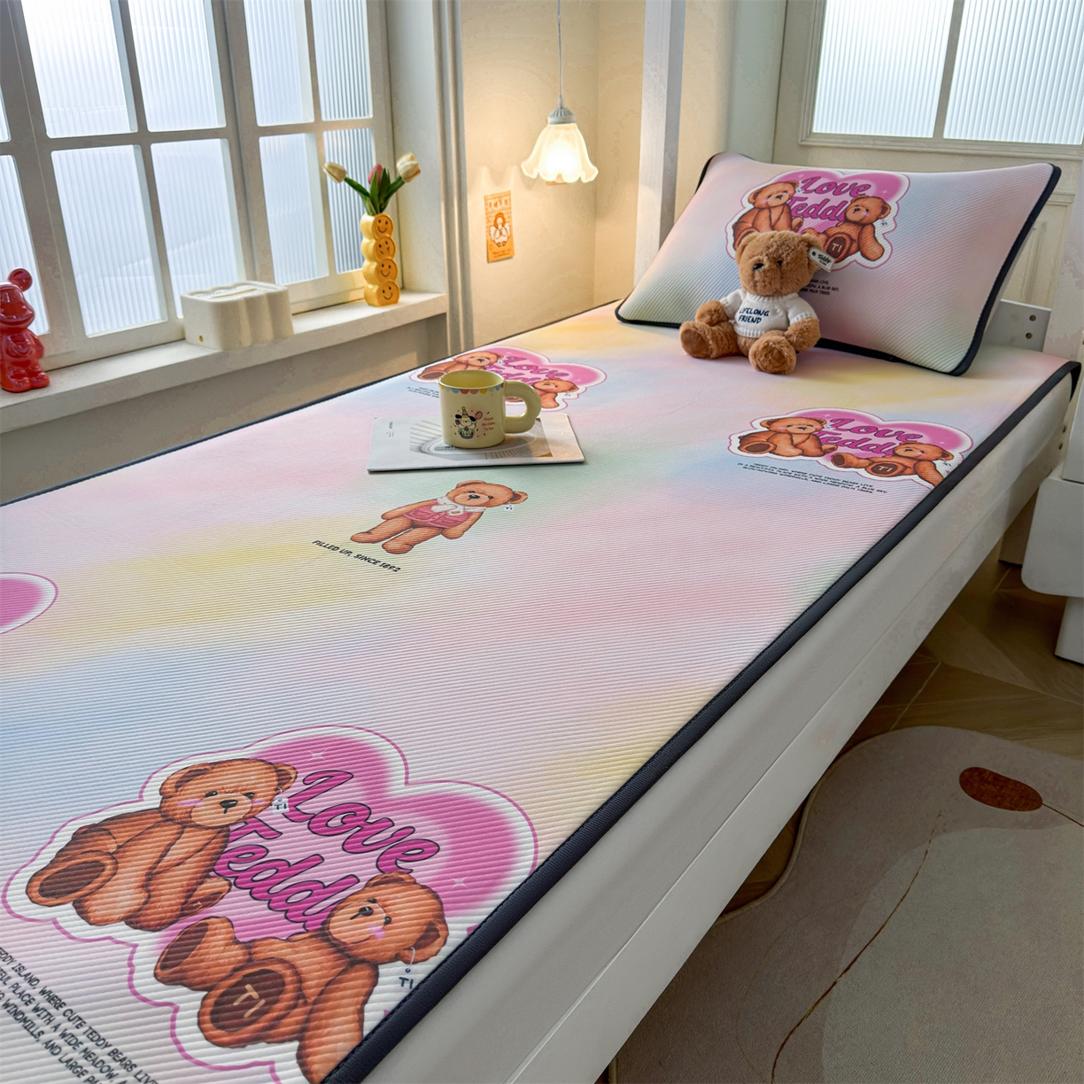 91家纺网 家纺一手货源 找家纺 慕木家纺 2026新款A类三明治复合冰丝席泰迪爱兰系列学生款（正版授权）（提供买家秀） 泰迪炫彩