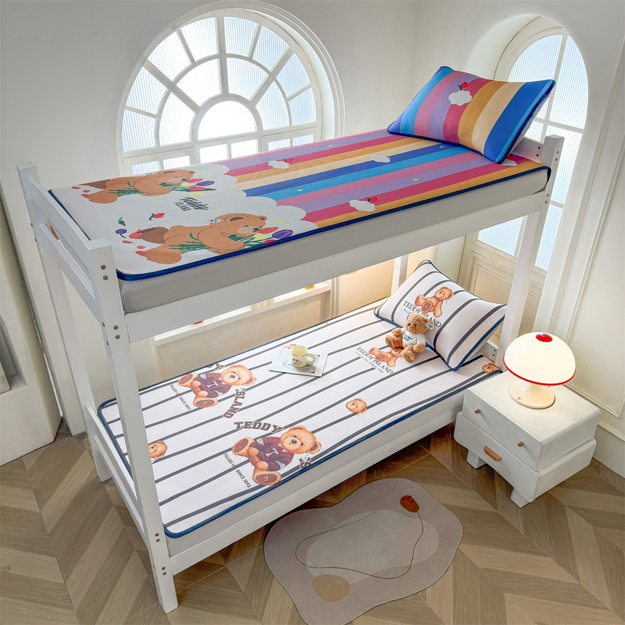 91家纺网 家纺一手货源 找家纺 慕木家纺 2026新款A类三明治复合冰丝席泰迪爱兰系列学生款（正版授权）（提供买家秀） 泰迪线条