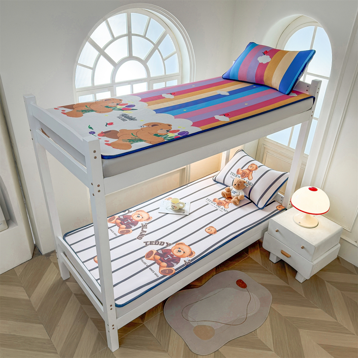 91家纺网 家纺一手货源 找家纺 慕木家纺 2026新款A类三明治复合冰丝席泰迪爱兰系列学生款（正版授权）（提供买家秀） 泰迪线条