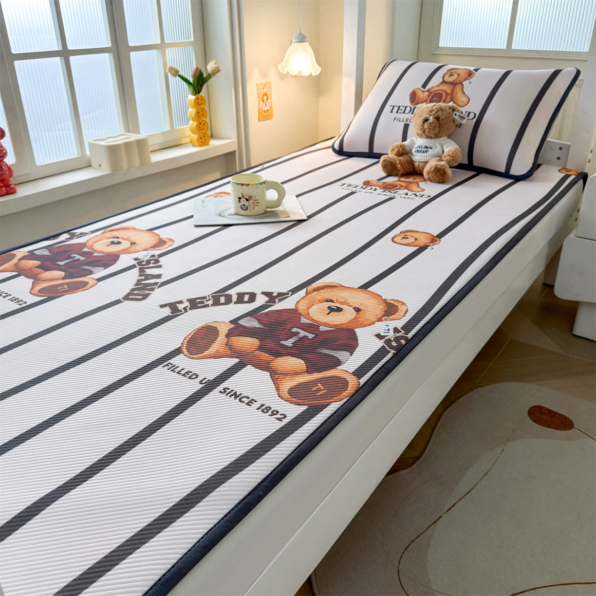 91家纺网 家纺一手货源 找家纺 慕木家纺 2026新款A类三明治复合冰丝席泰迪爱兰系列学生款（正版授权）（提供买家秀） 泰迪线条