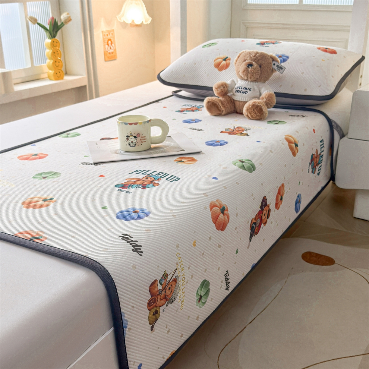 91家纺网 家纺一手货源 找家纺 慕木家纺 2026新款A类三明治复合冰丝席泰迪爱兰系列学生款（正版授权）（提供买家秀） 泰迪南瓜仔