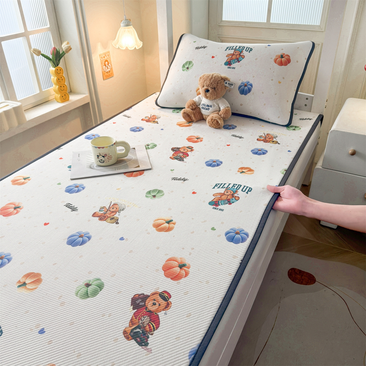 91家纺网 家纺一手货源 找家纺 慕木家纺 2026新款A类三明治复合冰丝席泰迪爱兰系列学生款（正版授权）（提供买家秀） 泰迪南瓜仔