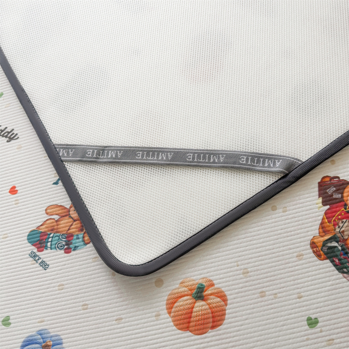 91家纺网 家纺一手货源 找家纺 慕木家纺 2026新款A类三明治复合冰丝席泰迪爱兰系列学生款（正版授权）（提供买家秀） 泰迪南瓜仔