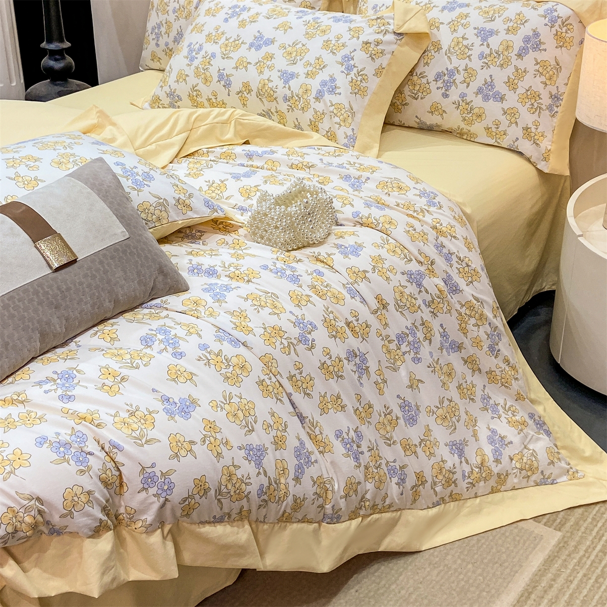 91家纺网 家纺一手货源 找家纺 慕木家纺 2026新款A类印花拼角工艺慕斯棉四件套系列（抽空压缩可供跨境）提供买家秀 金兰+黄