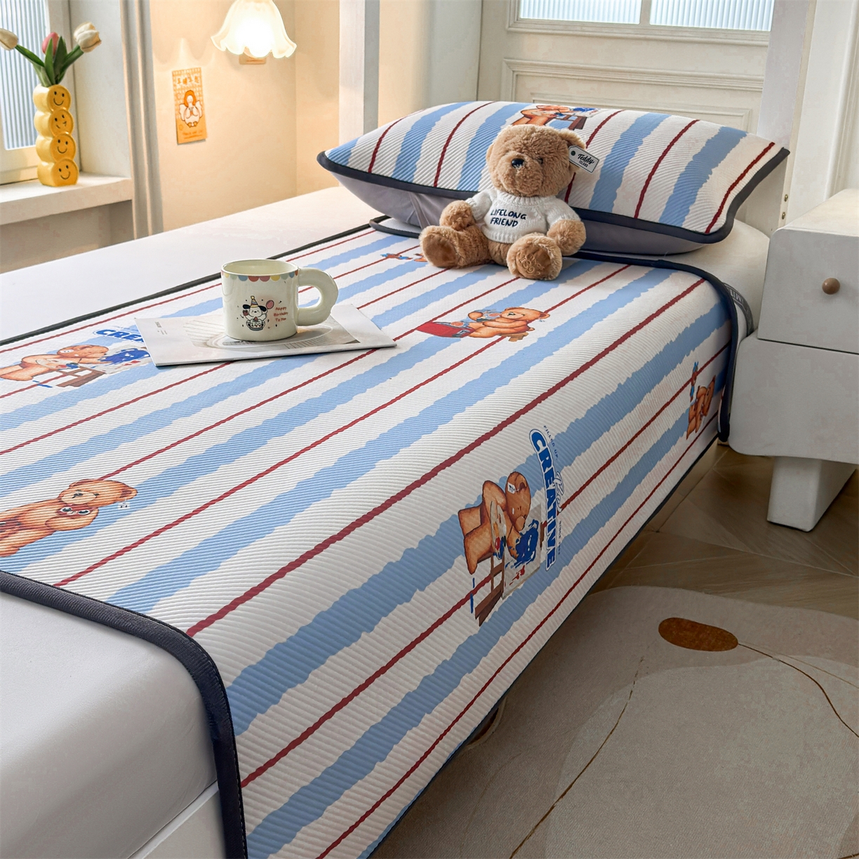 91家纺网 家纺一手货源 找家纺 慕木家纺 2026新款A类三明治复合冰丝席泰迪爱兰系列学生款（正版授权）（提供买家秀） 泰迪条纹蓝