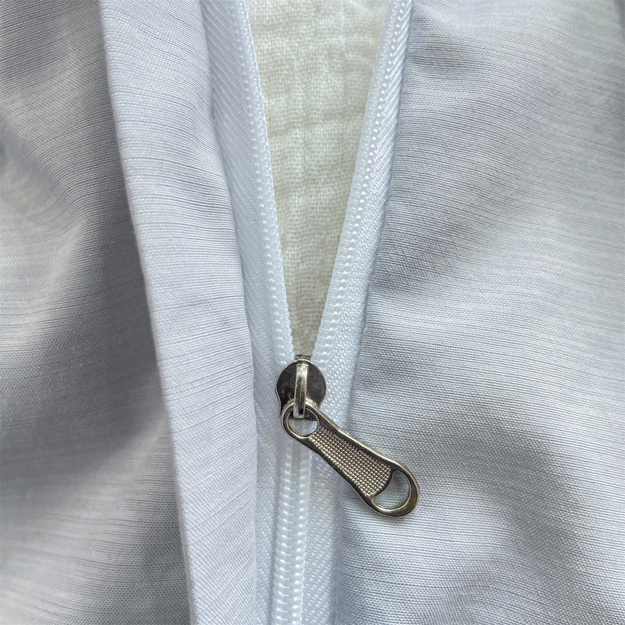 91家纺网 家纺一手货源 找家纺 慕木家纺 2026新款A类印花拼角工艺慕斯棉四件套系列（抽空压缩可供跨境）提供买家秀 蓝庭叙+灰