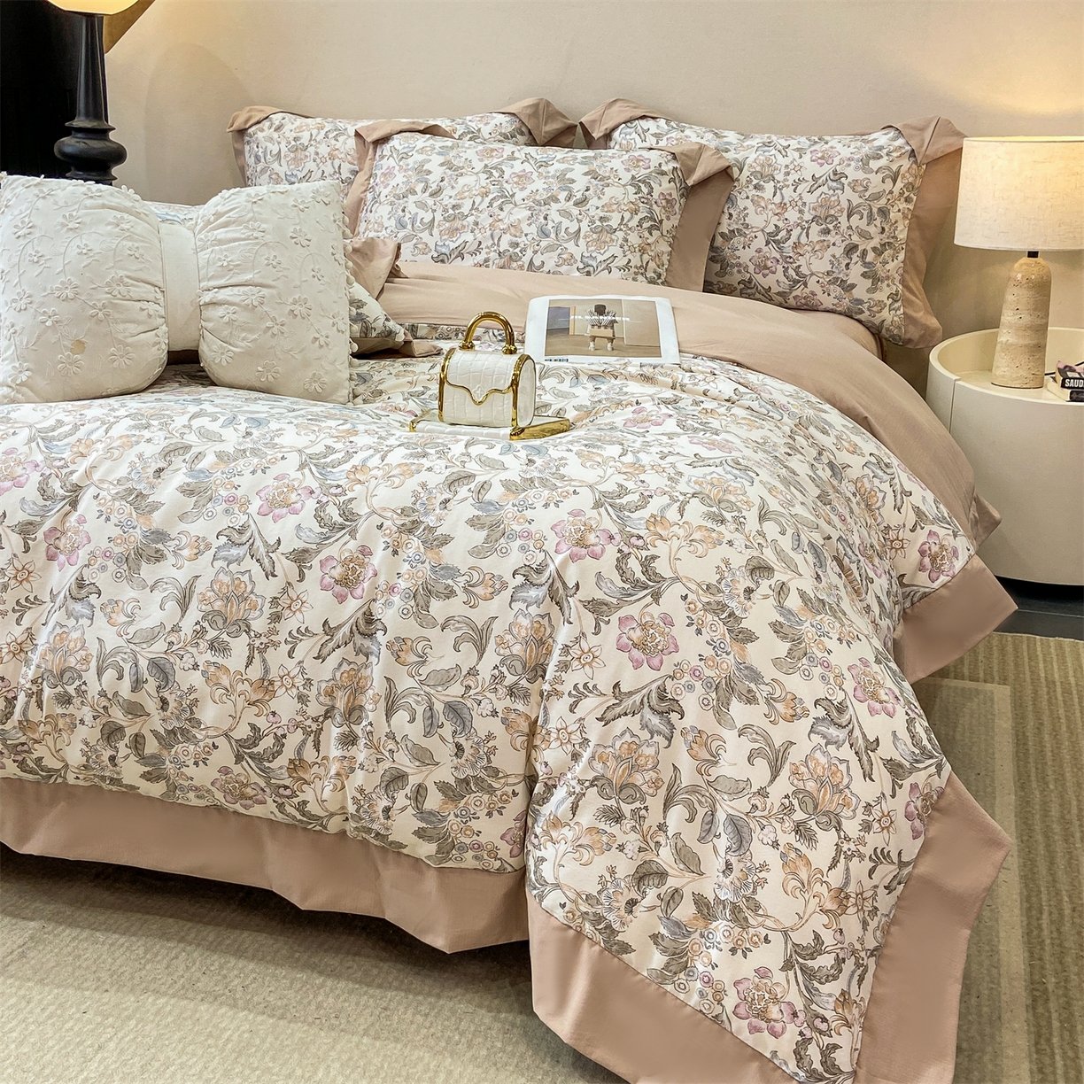 91家纺网 家纺一手货源 找家纺 慕木家纺 2026新款A类印花拼角工艺慕斯棉四件套系列（抽空压缩可供跨境）提供买家秀 锦芙+驼