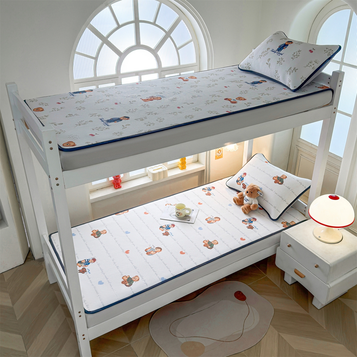 91家纺网 家纺一手货源 找家纺 慕木家纺 2026新款A类三明治复合冰丝席泰迪爱兰系列学生款（正版授权）（提供买家秀） 泰迪字母