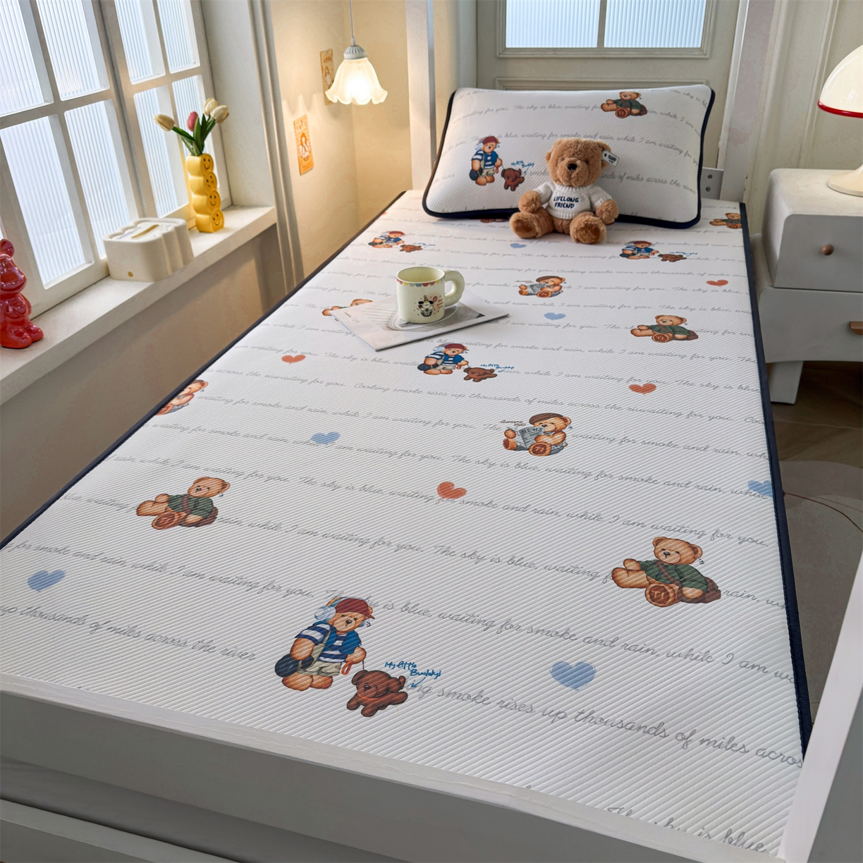 91家纺网 家纺一手货源 找家纺 慕木家纺 2026新款A类三明治复合冰丝席泰迪爱兰系列学生款（正版授权）（提供买家秀） 泰迪字母