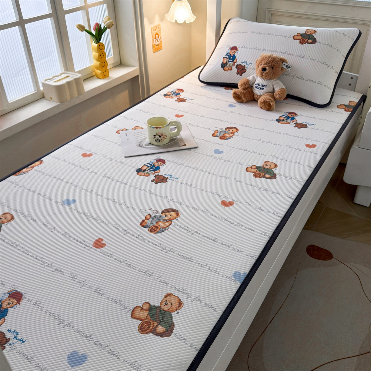 91家纺网 家纺一手货源 找家纺 慕木家纺 2026新款A类三明治复合冰丝席泰迪爱兰系列学生款（正版授权）（提供买家秀） 泰迪字母