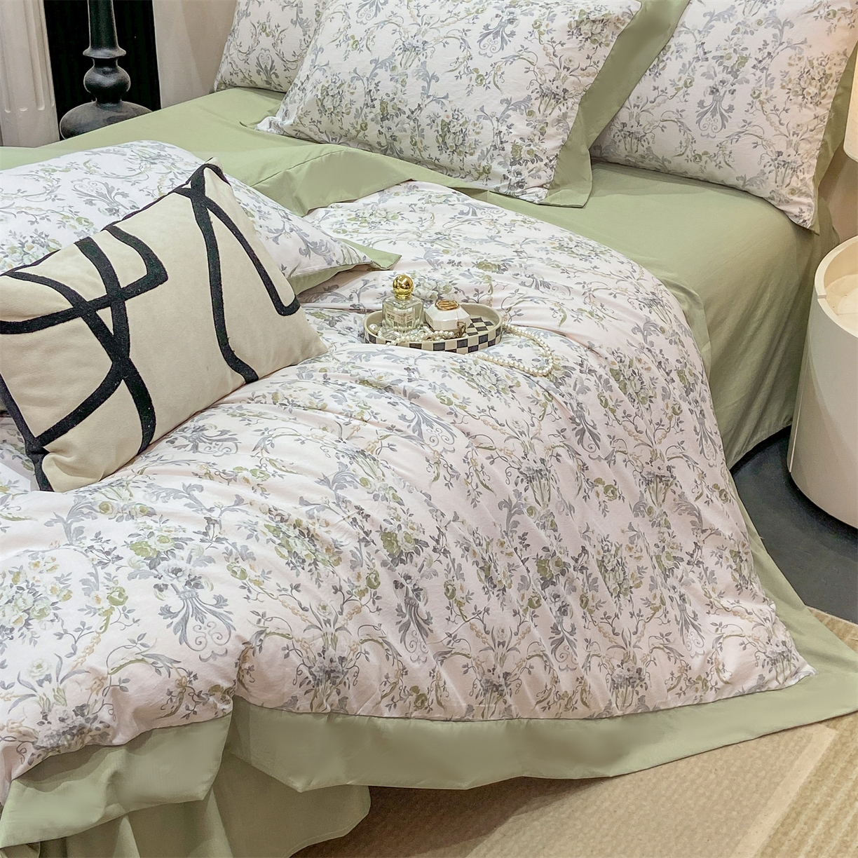 91家纺网 家纺一手货源 找家纺 慕木家纺 2026新款A类印花拼角工艺慕斯棉四件套系列（抽空压缩可供跨境）提供买家秀 清漫+绿